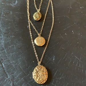 🌞❤️💗❤️Vintage 3 Strand Lockets!